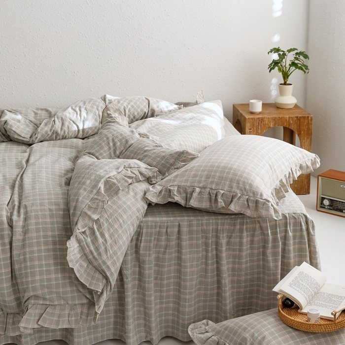 91家纺网 家纺一手货源 找家纺 忘忧草2023新款全棉色织水洗棉床裙款四件套  伯克利-绿