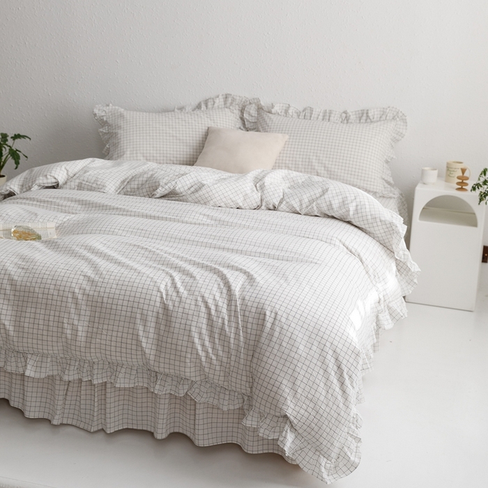 91家纺网 家纺一手货源 找家纺 忘忧草2023新款全棉色织水洗棉床裙款四件套  格物-白