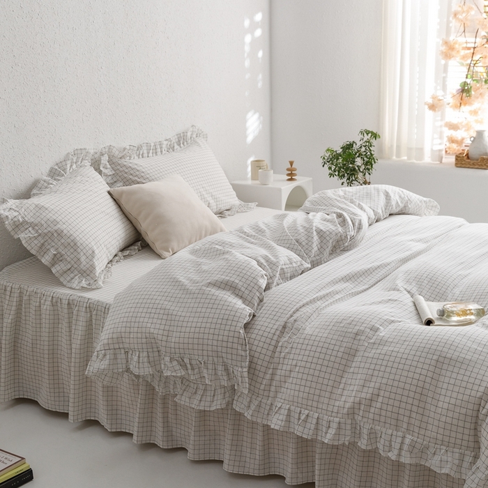 91家纺网 家纺一手货源 找家纺 忘忧草2023新款全棉色织水洗棉床裙款四件套  格物-白