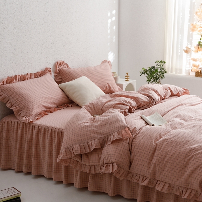 91家纺网 家纺一手货源 找家纺 忘忧草2023新款全棉色织水洗棉床裙款四件套  格物-豆沙