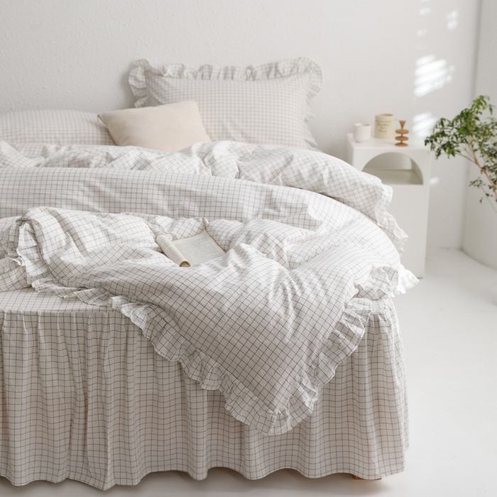 91家纺网 家纺一手货源 找家纺 忘忧草2023新款全棉色织水洗棉床裙款四件套  格物-白