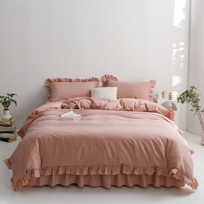 91家纺网 家纺一手货源 找家纺 忘忧草2023新款全棉色织水洗棉床裙款四件套  格物-豆沙