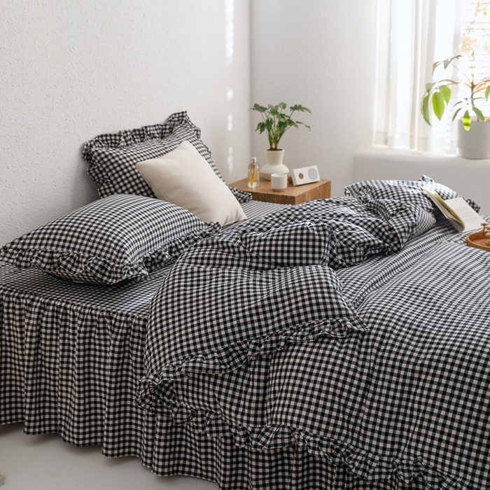 91家纺网 家纺一手货源 找家纺 忘忧草2023新款全棉色织水洗棉床裙款四件套  雅尚-黑小格