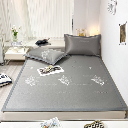 91家纺网 家纺一手货源 找家纺 （总）柒月 2023新款600D提花冰丝席