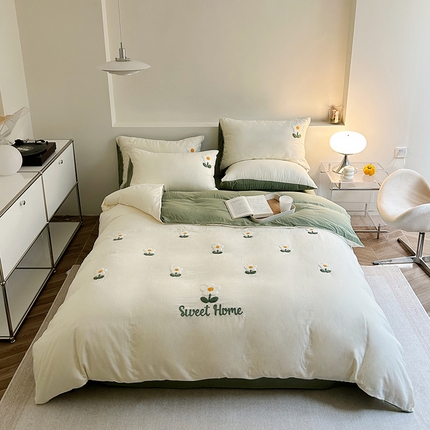 91家纺网 家纺一手货源 找家纺 （总）雅居纺家纺 2023新款全棉A类双层纱毛巾绣四件套