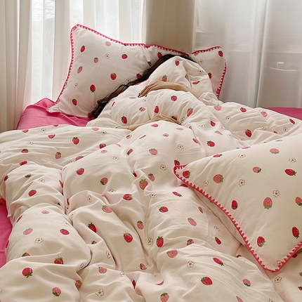 雅居纺家纺 2023新款全棉A类双层纱贝壳边四件套 小草莓