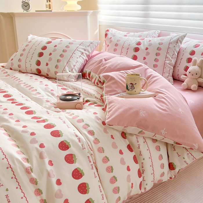 91家纺网 家纺一手货源 找家纺 顾里 2023韩系氛围全棉四件套 草莓子酱