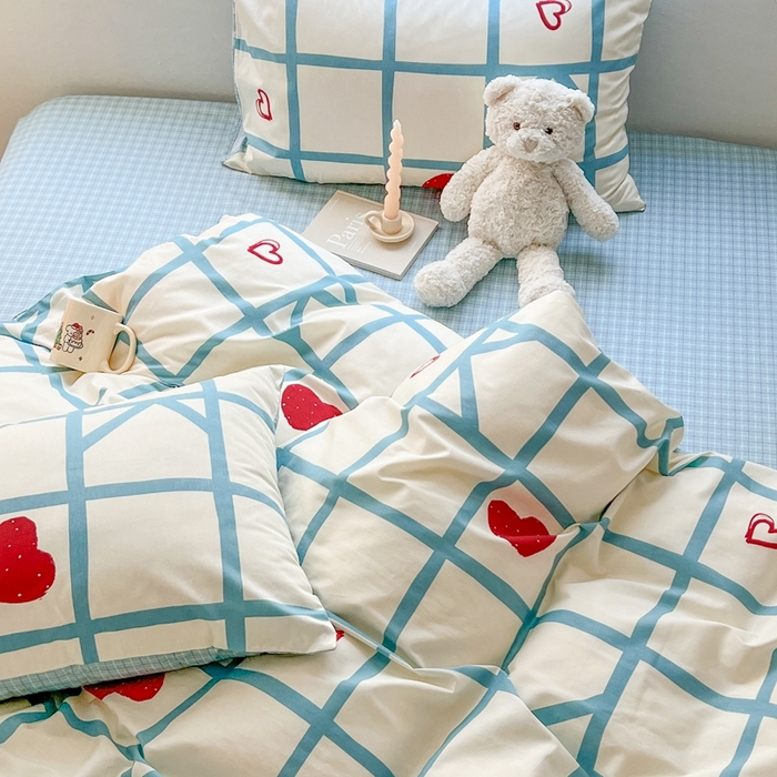 91家纺网 家纺一手货源 找家纺 顾里 2023韩系氛围全棉四件套 蓝格爱心