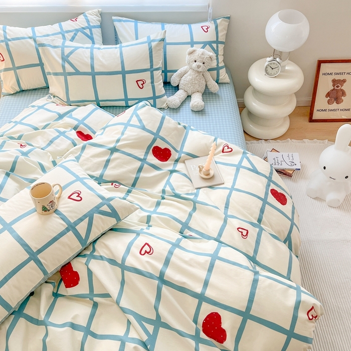 91家纺网 家纺一手货源 找家纺 顾里 2023韩系氛围全棉四件套 蓝格爱心