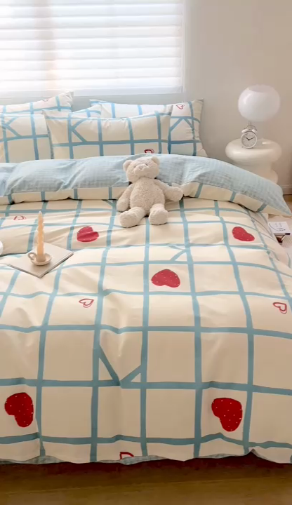 91家纺网 家纺一手货源 找家纺 顾里 2023韩系氛围全棉四件套 蓝格爱心