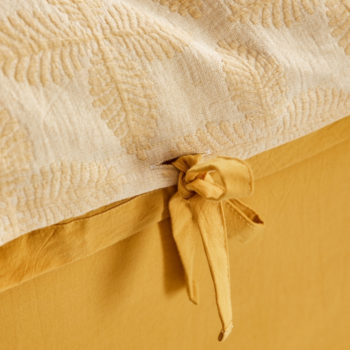 91家纺网 家纺一手货源 找家纺 安莱生活 2023年新款高端双层纱栀子花色织大提花蝴蝶结工艺款四件套 幸运草-姜黄