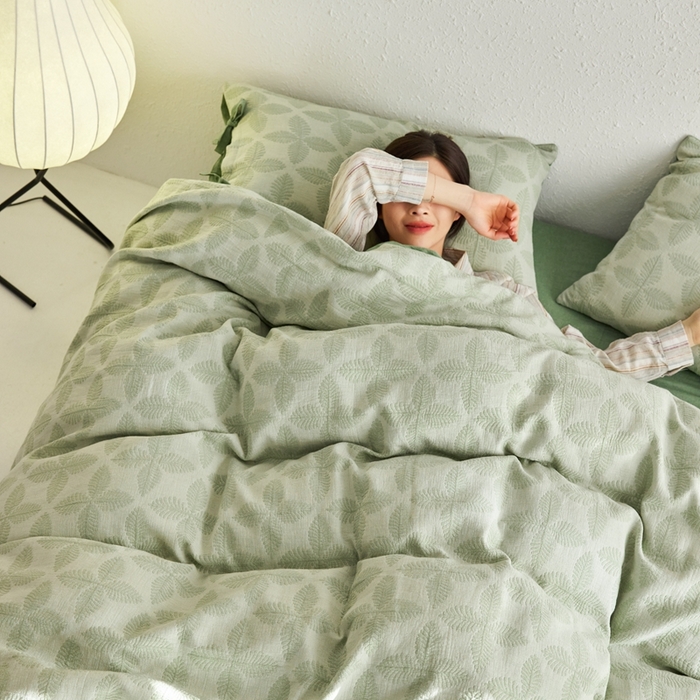 91家纺网 家纺一手货源 找家纺 安莱生活 2023年新款高端双层纱栀子花色织大提花蝴蝶结工艺款四件套 幸运草-嫩绿