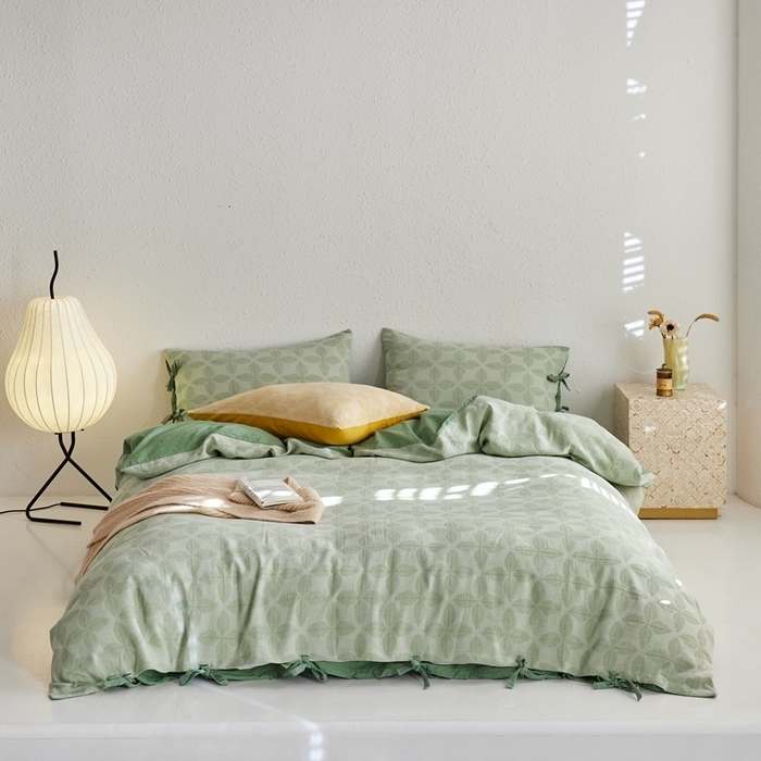 91家纺网 家纺一手货源 找家纺 安莱生活 2023年新款高端双层纱栀子花色织大提花蝴蝶结工艺款四件套 幸运草-嫩绿