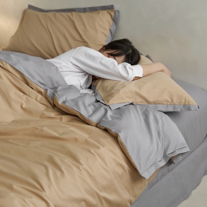 91家纺网 家纺一手货源 找家纺 （总）安莱生活 2023新款60贡缎双拼小宽边四件套