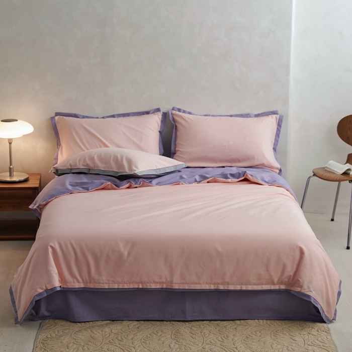 91家纺网 家纺一手货源 找家纺 安莱生活 2023新款60贡缎双拼小宽边四件套 嫩粉双拼淡紫