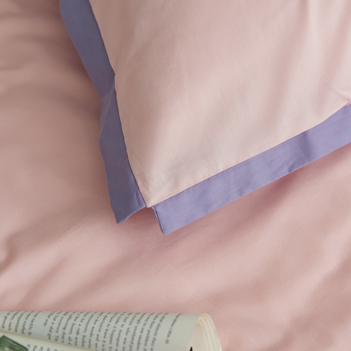 91家纺网 家纺一手货源 找家纺 安莱生活 2023新款60贡缎双拼小宽边四件套 嫩粉双拼淡紫