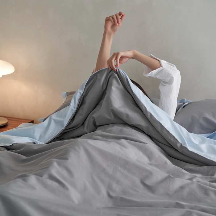 91家纺网 家纺一手货源 找家纺 安莱生活 2023新款60贡缎双拼小宽边四件套 浅灰双拼淡蓝