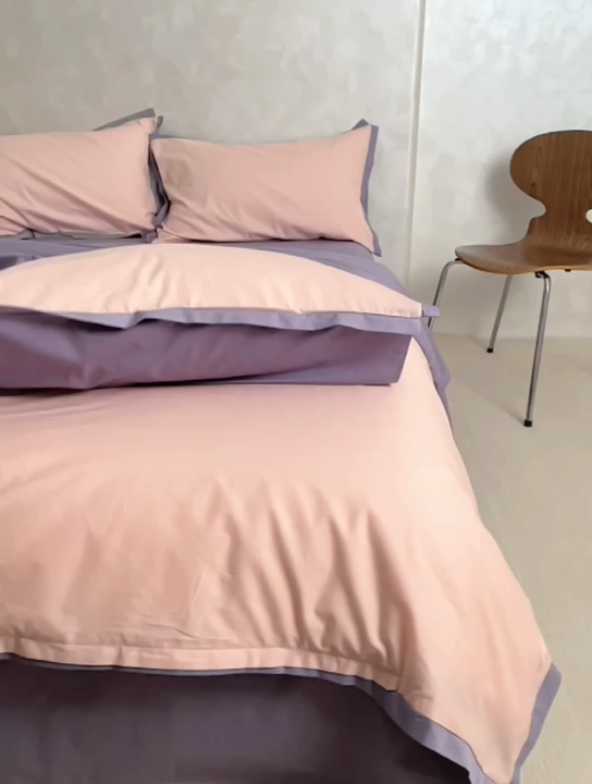 91家纺网 家纺一手货源 找家纺 安莱生活 2023新款60贡缎双拼小宽边四件套 嫩粉双拼淡紫