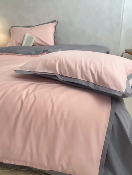 91家纺网 家纺一手货源 找家纺 安莱生活 2023新款60贡缎双拼小宽边四件套 嫩粉双拼浅灰