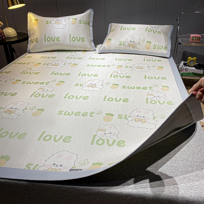 91家纺网 家纺一手货源 找家纺 安哆啦2024新款数码印花冰藤席 字母兔兔