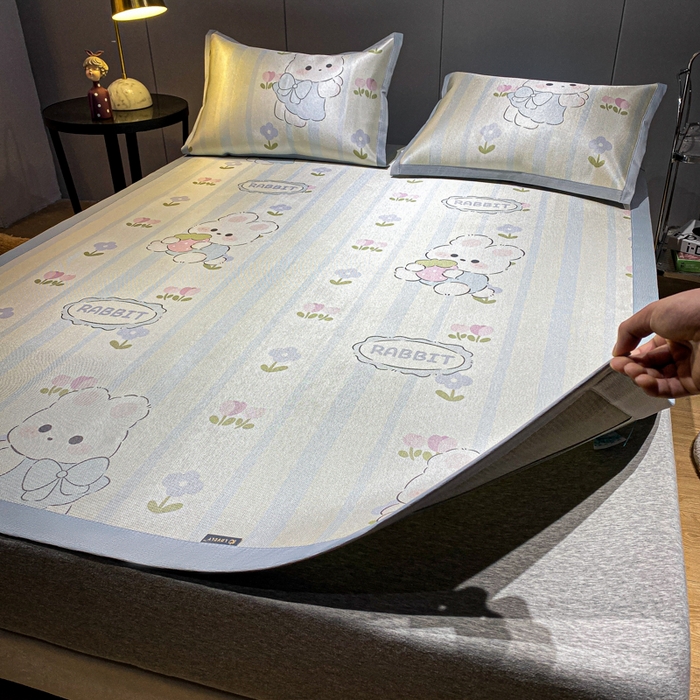 91家纺网 家纺一手货源 找家纺 安哆啦2024新款数码印花冰藤席 花中兔