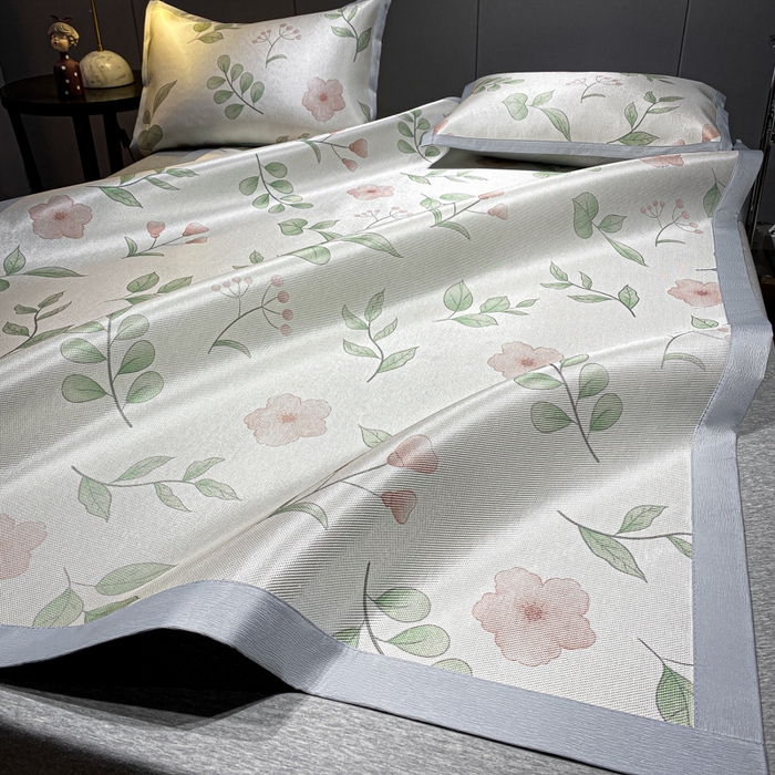 91家纺网 家纺一手货源 找家纺 安哆啦2024新款数码印花冰藤席 花丛间