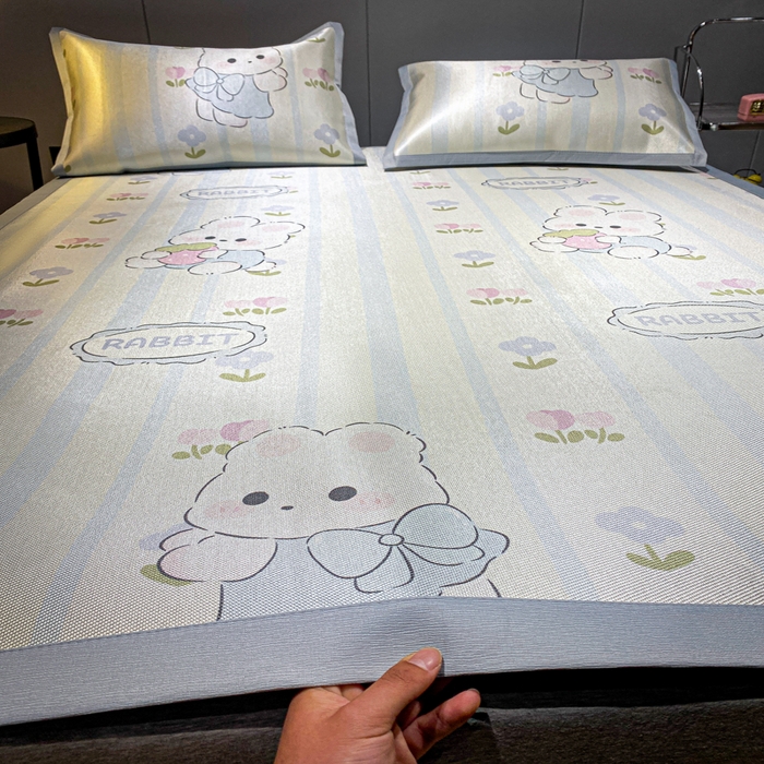 91家纺网 家纺一手货源 找家纺 安哆啦2024新款数码印花冰藤席 花中兔