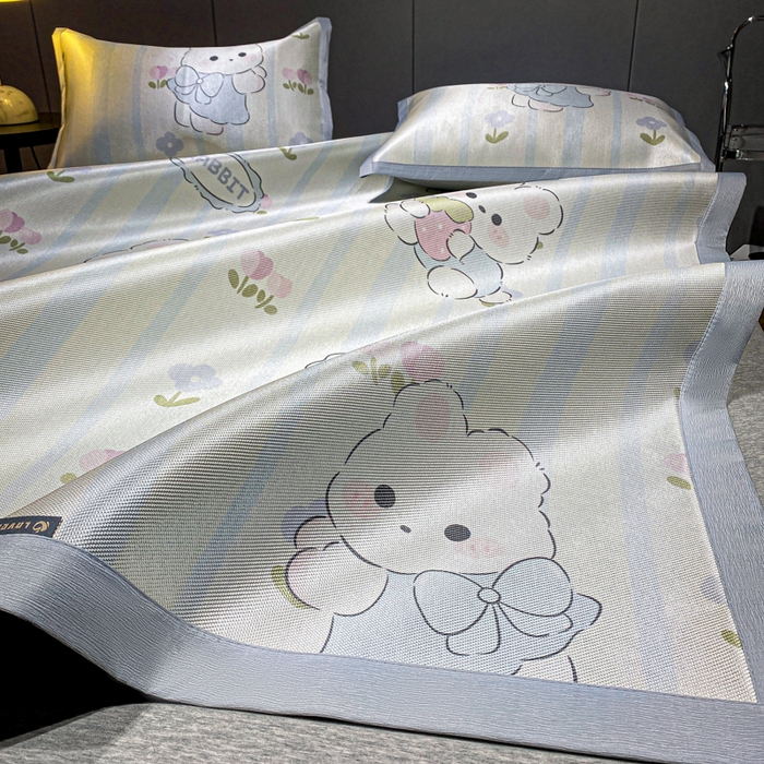 91家纺网 家纺一手货源 找家纺 安哆啦2024新款数码印花冰藤席 花中兔