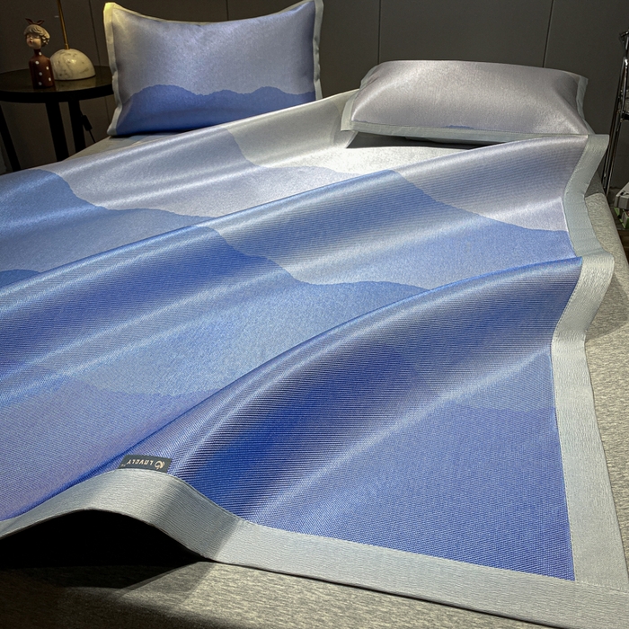 91家纺网 家纺一手货源 找家纺 安哆啦2024新款数码印花冰藤席 蓝色渐变