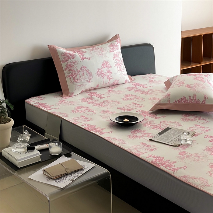 91家纺网 家纺一手货源 找家纺 2025新款凉感抗菌防螨印花冰丝养生席床笠款 西西里粉