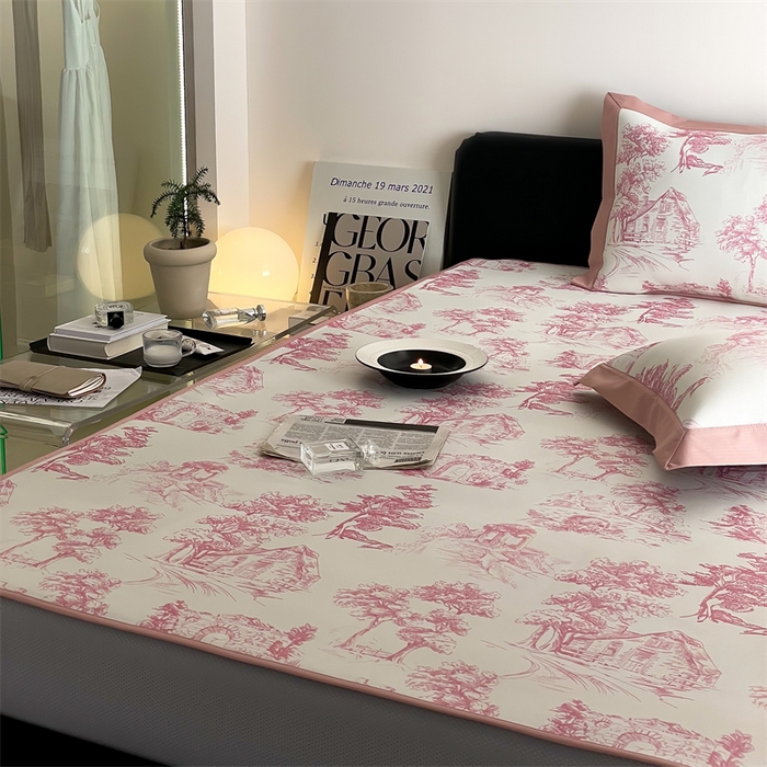 91家纺网 家纺一手货源 找家纺 2025新款凉感抗菌防螨印花冰丝养生席床笠款 西西里粉