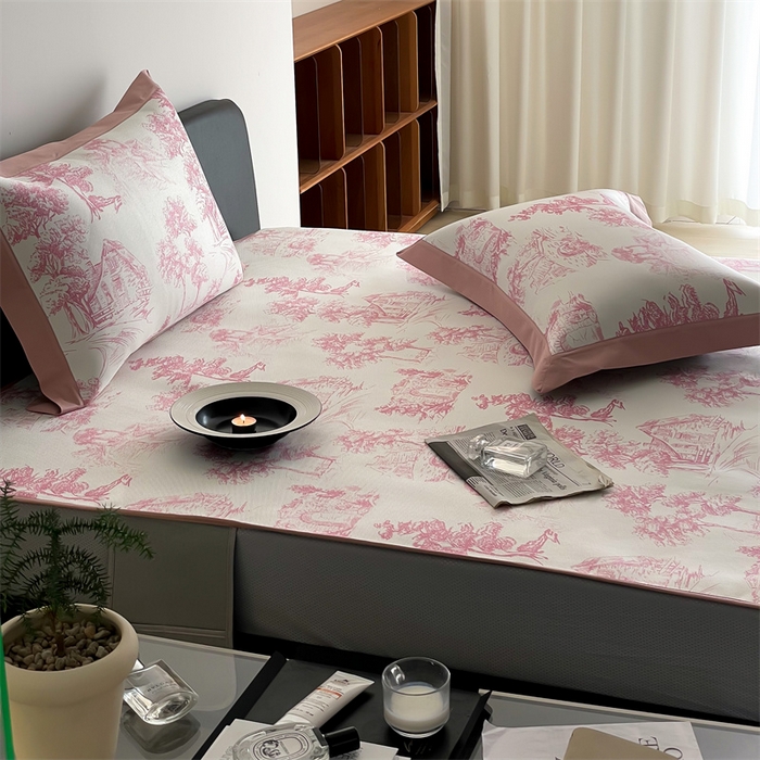 91家纺网 家纺一手货源 找家纺 2025新款凉感抗菌防螨印花冰丝养生席床笠款 西西里粉