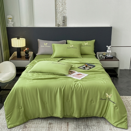 91家纺网 家纺一手货源 找家纺 （总）佰亿莱2024新款水洗真丝蝶舞夏被