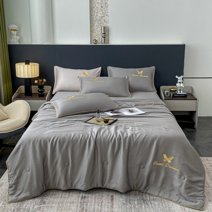 91家纺网 家纺一手货源 找家纺 佰亿莱2024新款水洗真丝蝶舞夏被 蝶舞-深灰