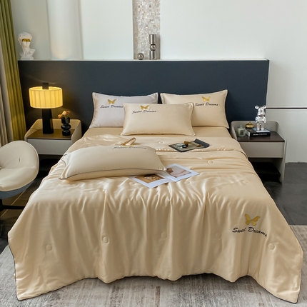 91家纺网 家纺一手货源 找家纺 （总）佰亿莱2024新款水洗真丝蝶舞夏被