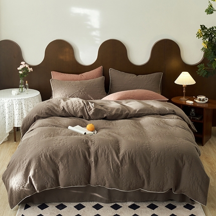 91家纺网 家纺一手货源 找家纺 （总）简家居 2023新款AB版全棉浮雕提花四件套-星回