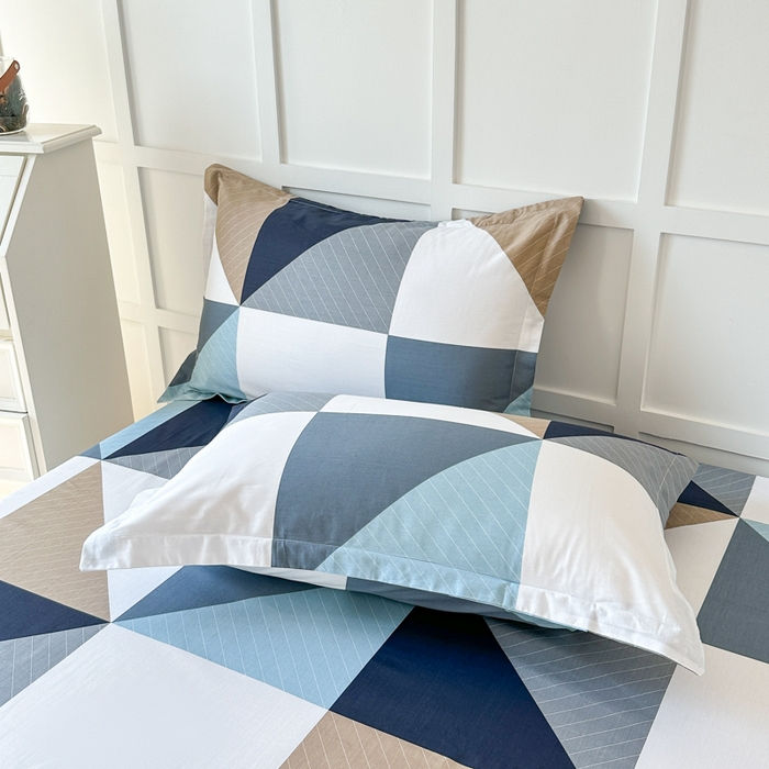 91家纺网 家纺一手货源 找家纺 帛织澜家纺 2025新款12868全棉喷气印花枕套 七巧板