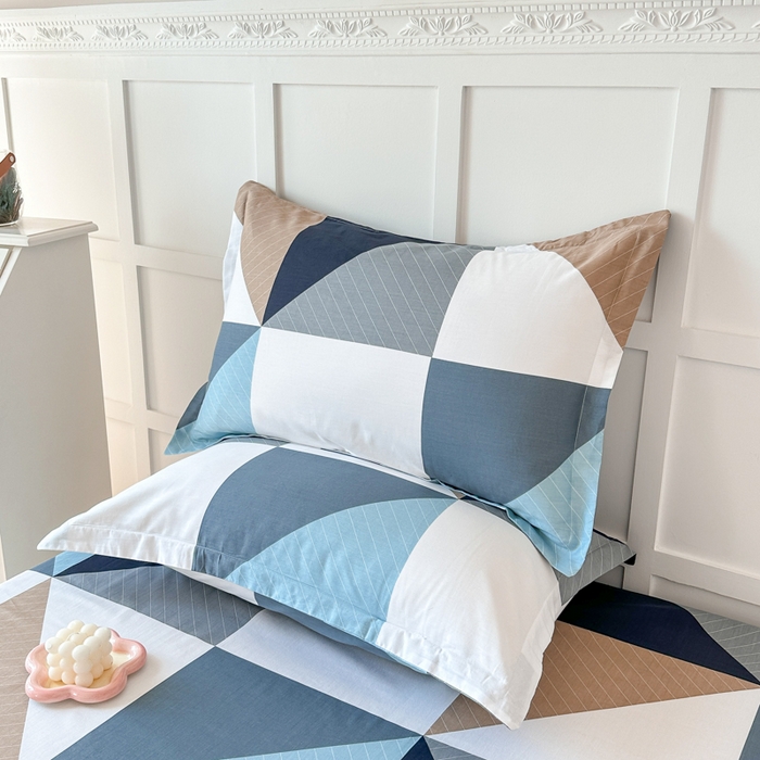 91家纺网 家纺一手货源 找家纺 帛织澜家纺 2025新款12868全棉喷气印花枕套 七巧板