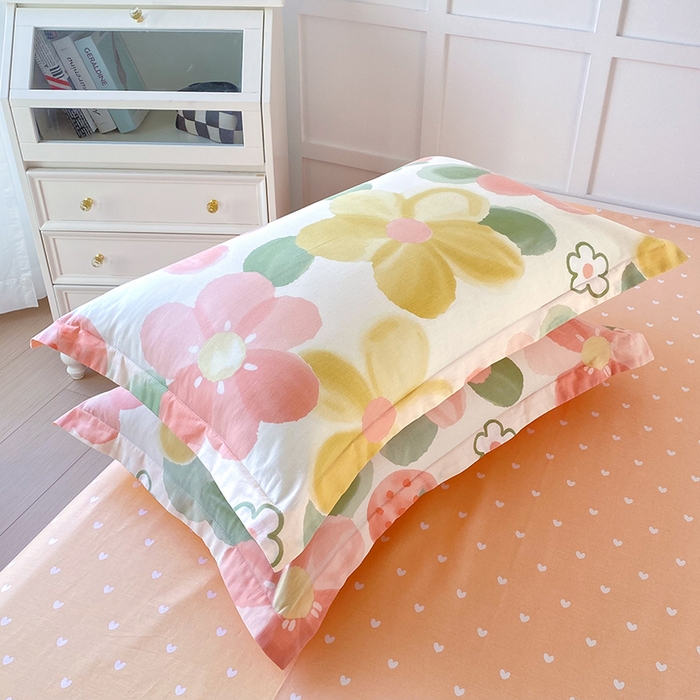 91家纺网 家纺一手货源 找家纺 帛织澜家纺 2025新款12868全棉喷气印花枕套 花季物语