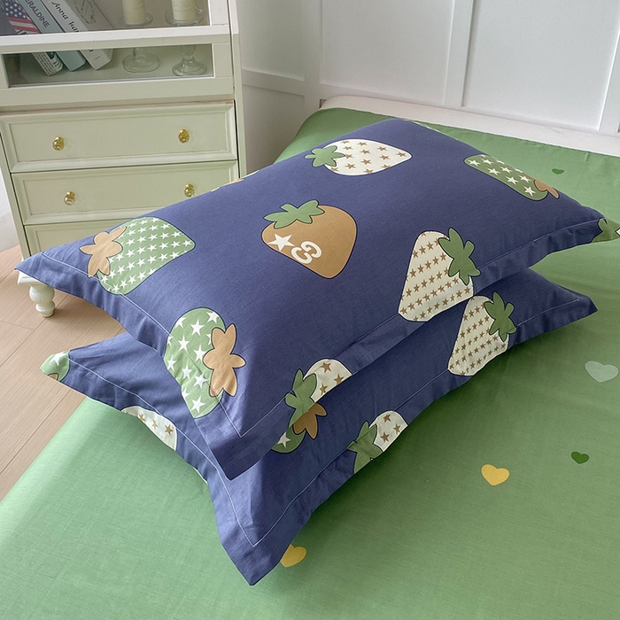 91家纺网 家纺一手货源 找家纺 帛织澜家纺 2025新款12868全棉喷气印花枕套 草莓园-灰