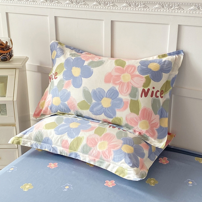 91家纺网 家纺一手货源 找家纺 帛织澜家纺 2025新款12868全棉喷气印花枕套 蓝海晨光