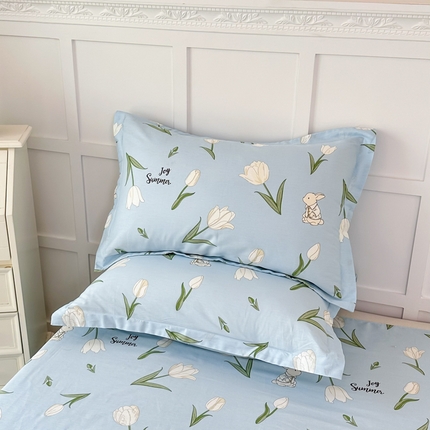 91家纺网 家纺一手货源 找家纺 帛织澜家纺 2025新款12868全棉喷气印花枕套 百合兔