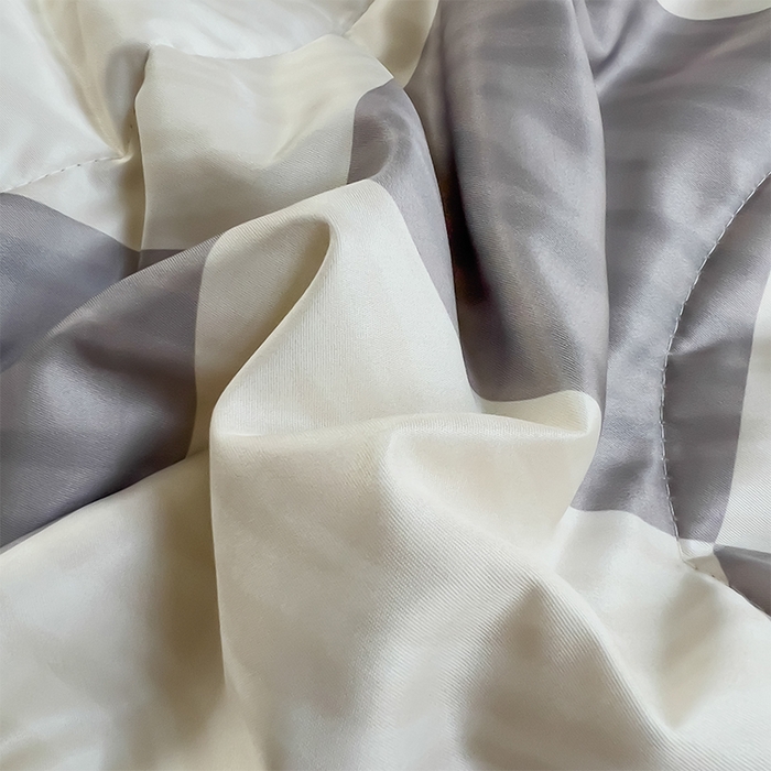 91家纺网 家纺一手货源 找家纺 梦舒羽 2025新款夏凉被空调被可机洗儿童被夏季双人夏被四件套 格子小熊