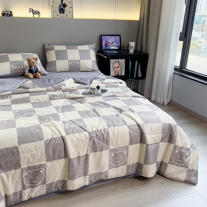 91家纺网 家纺一手货源 找家纺 梦舒羽 2025新款夏凉被空调被可机洗儿童被夏季双人夏被四件套 格子小熊