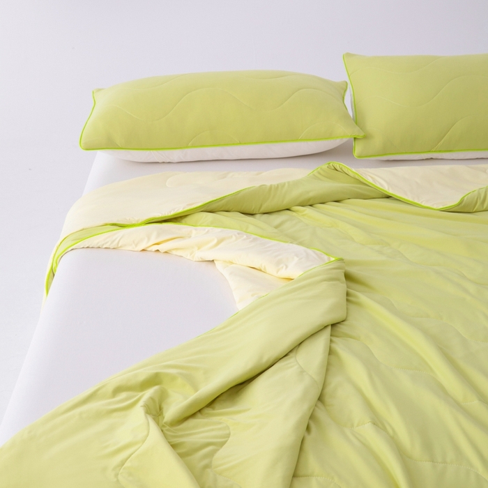 91家纺网 家纺一手货源 找家纺 乐视家纺 2024新款双面凉感被奶茶被模特图+买家秀 奶茶冻冻被-果绿