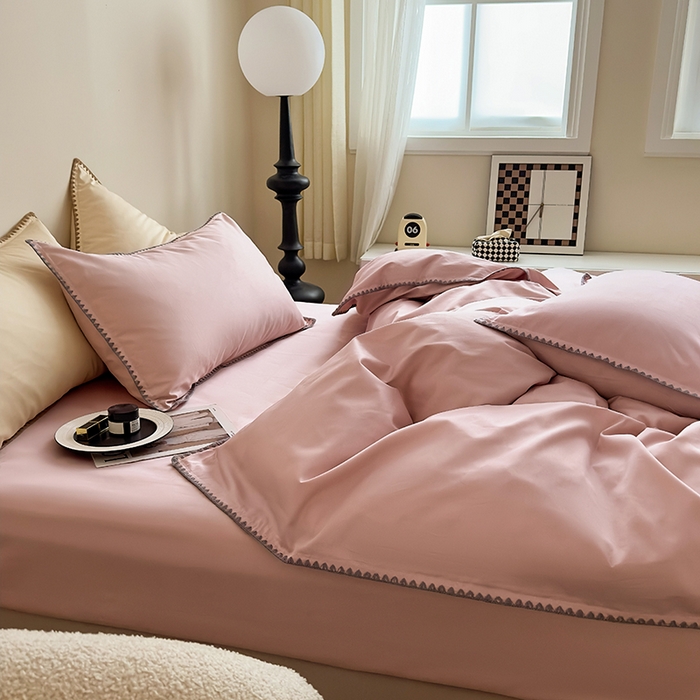 91家纺网 家纺一手货源 找家纺 怡家居2023新款100支长绒棉贝壳针四件套 萝莉粉