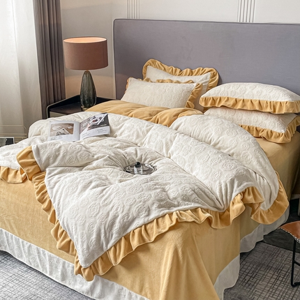 91家纺网 家纺一手货源 找家纺 野合家纺 2024新款牛奶绒雕花绒四件套韩版花边绒套件 香茶花-象牙白