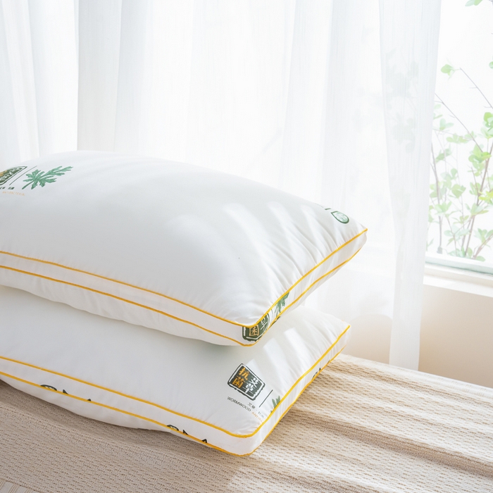 91家纺网 家纺一手货源 找家纺 拾光枕芯2023直播网红爆款多色艾草枕跑量羽丝绒枕赠品艾草黄立体中枕