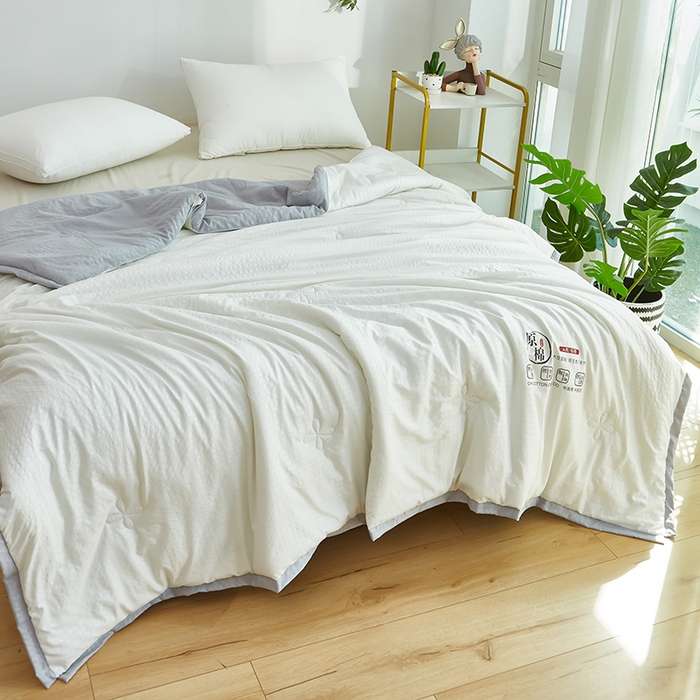 91家纺网 家纺一手货源 找家纺 中国龙 2023泡泡夏凉被空调被夏被薄款被子学生宿舍简约风被褥舒适春夏 米黄