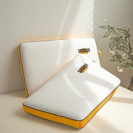 91家纺网 家纺一手货源 找家纺 觉物 SOON生物基记忆枕 SN生物基豆本枕中高枕